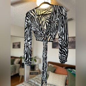 SHEIN Black & White Zebra Tie-Front Blouse
